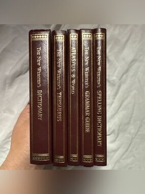The New Webster's Desk Reference Set (1992 Hardcover) 5 Volumes Excellent cond’n